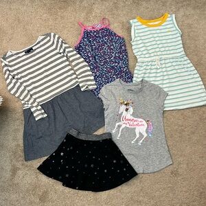 Girl’s Bundle Size 6/7 Gap, Justice Vineyard Vines Like 5 Pieces
